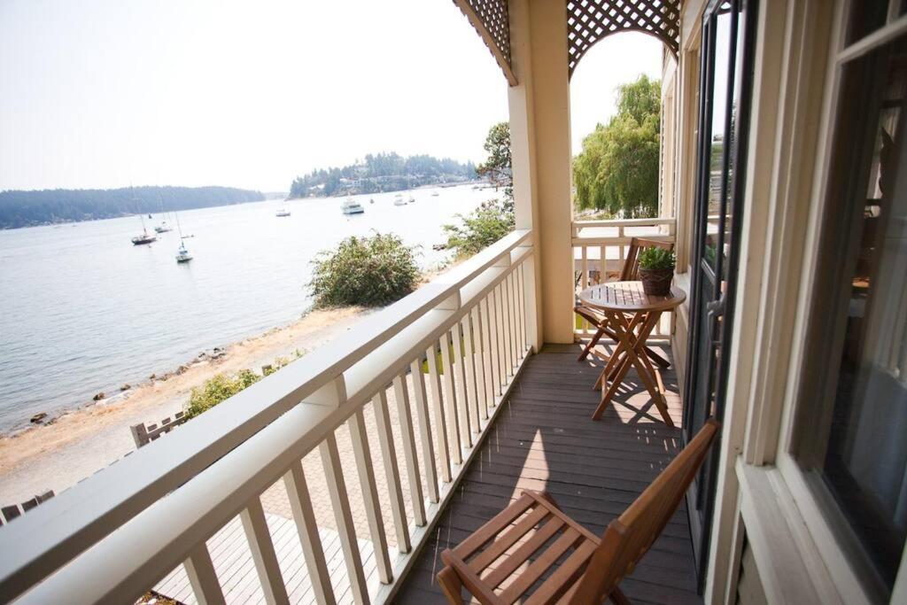 Iconic 3-Story Waterfront 'Marina House' W/ View Villa Gibsons Eksteriør billede